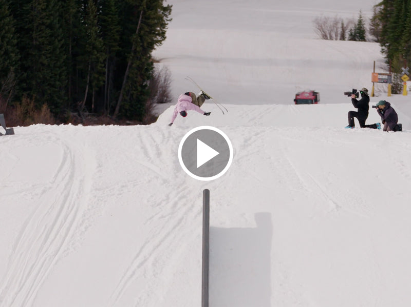 J skis in Level 1 Superunknown