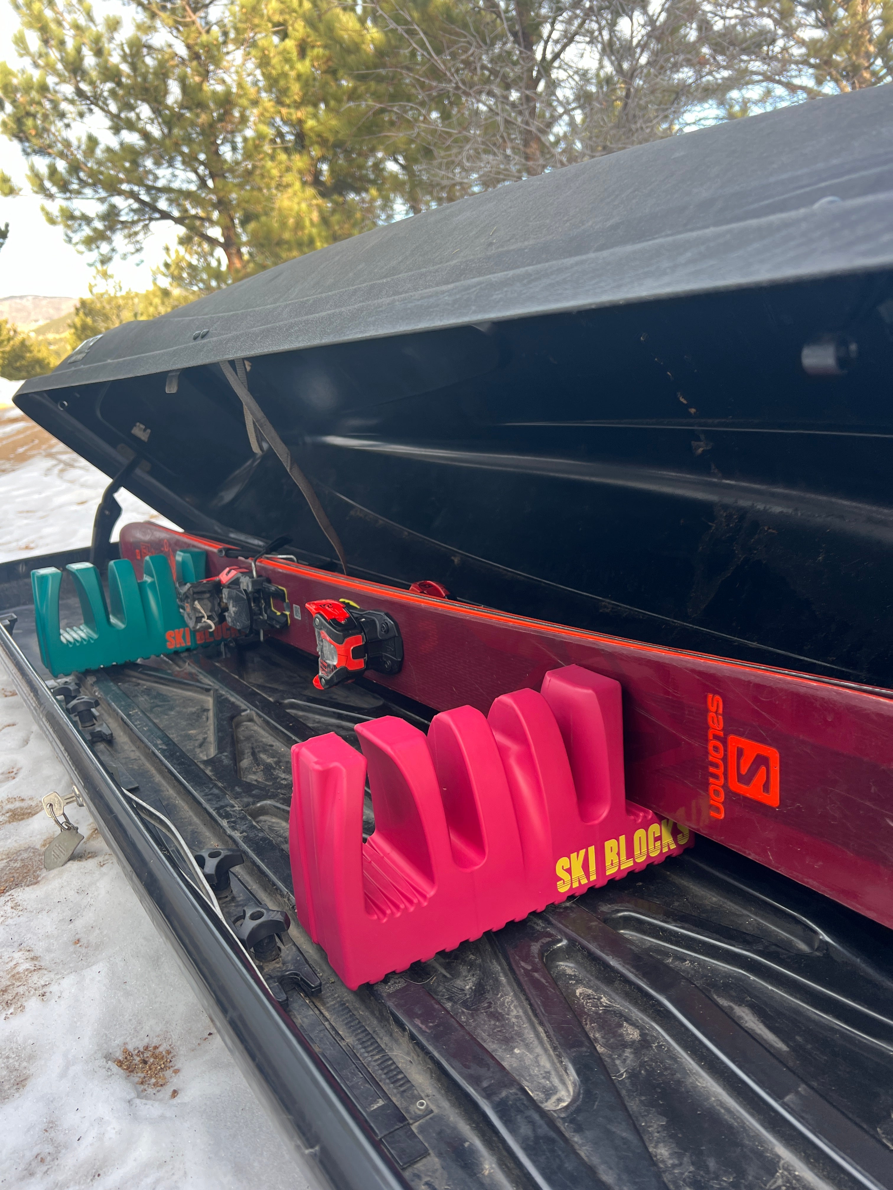 Magnetic Ski Block