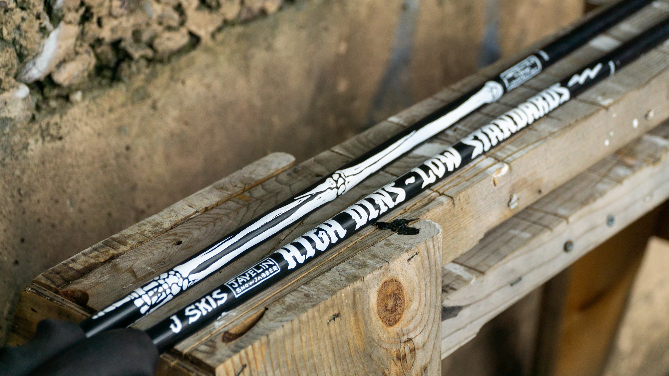 Javelin Ski Poles "High Dins"