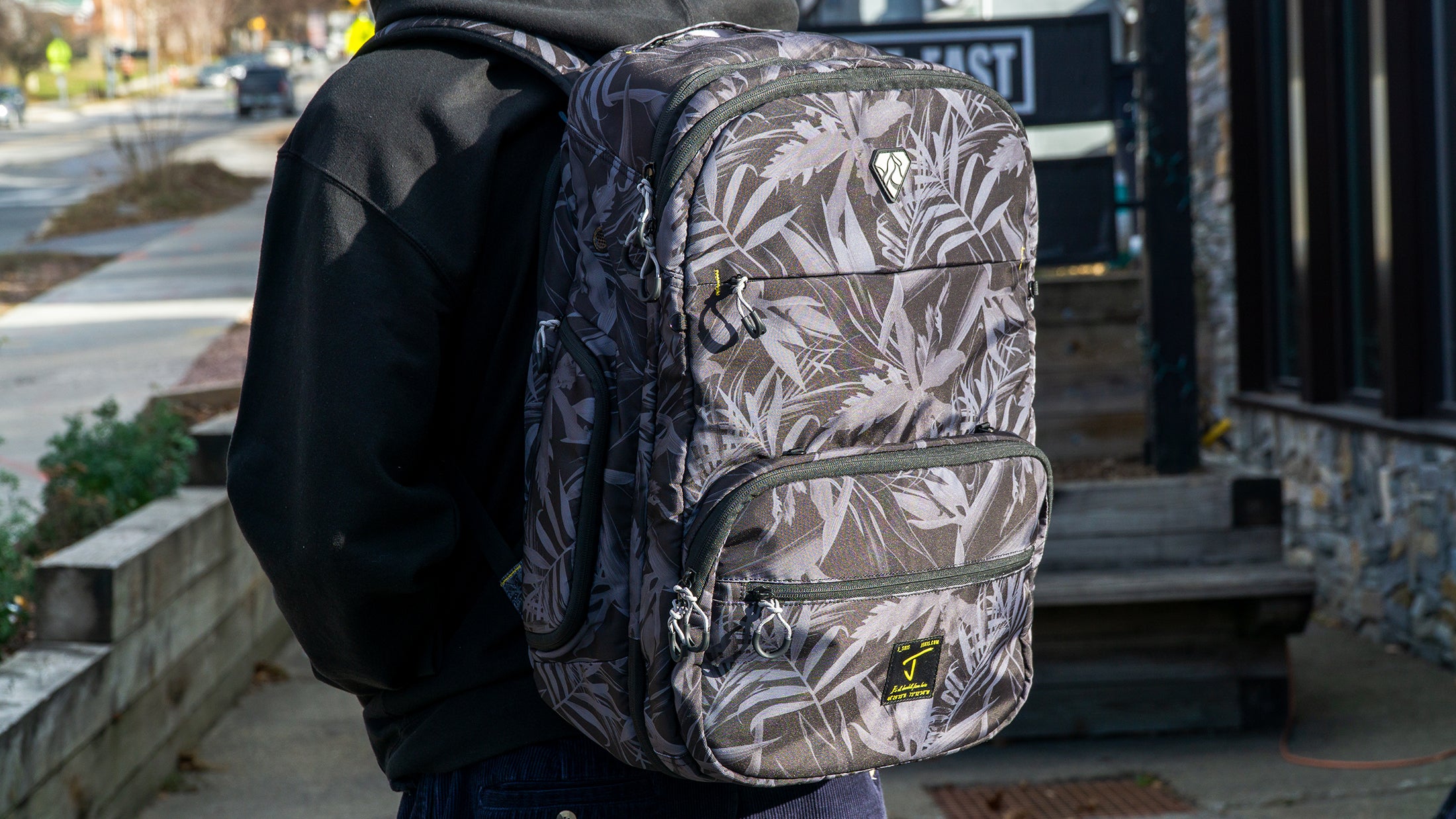 Weekend Warrior Boot Backpack - J x Diamant – J skis
