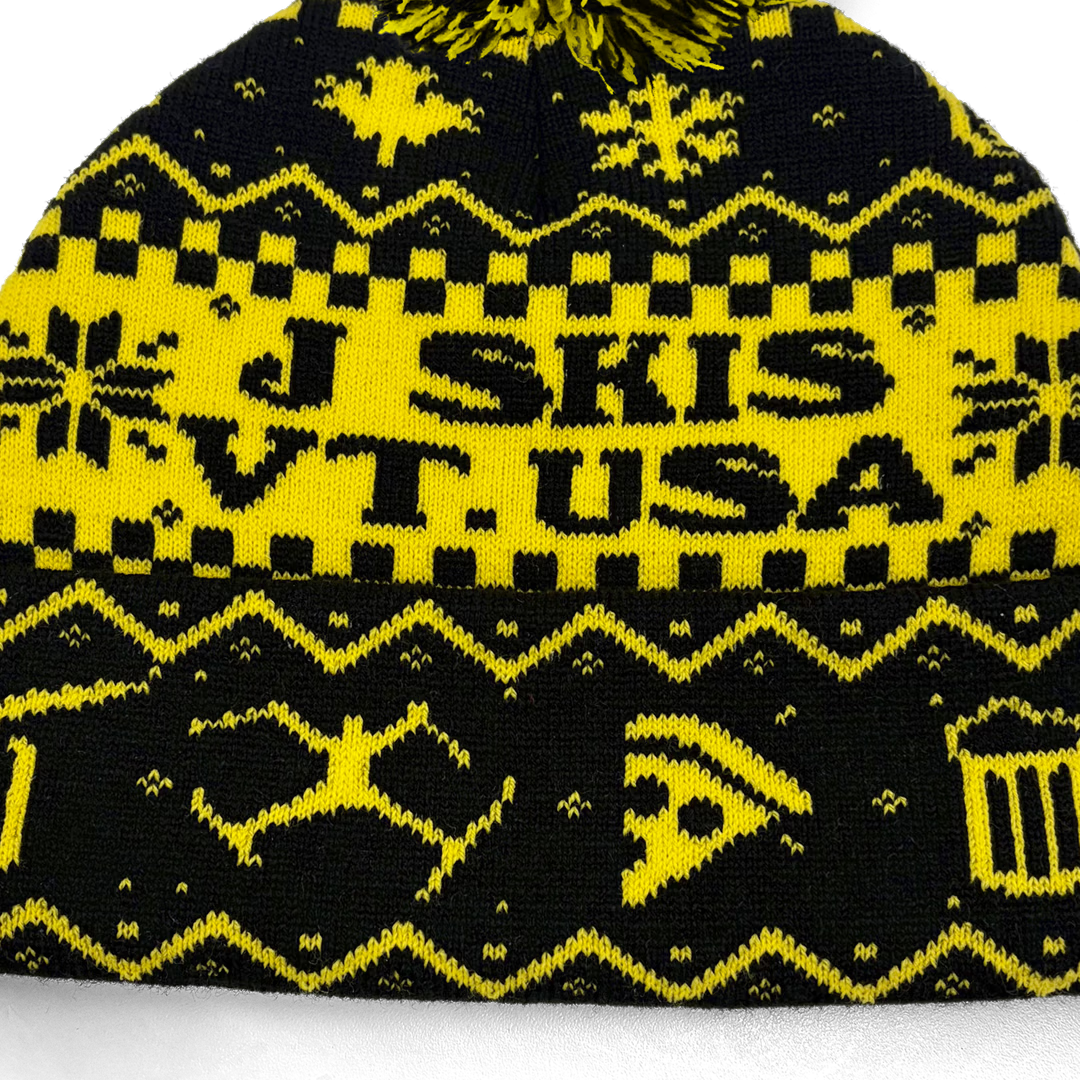 J skis Pom Beanie