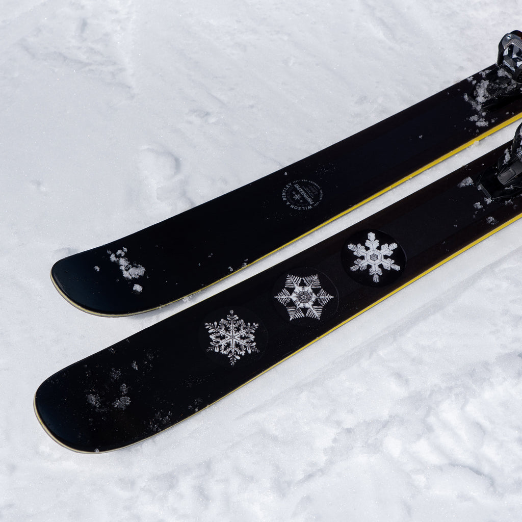 The Metal "BENTLEY" Snowflake Bentley x J Collab Limited Edition Ski