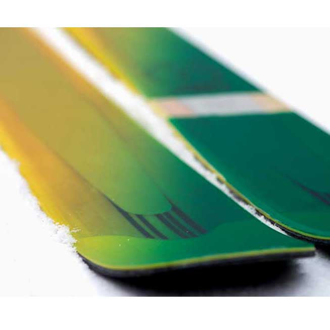 The Masterblaster "UPRISING" Limited Edition Ski