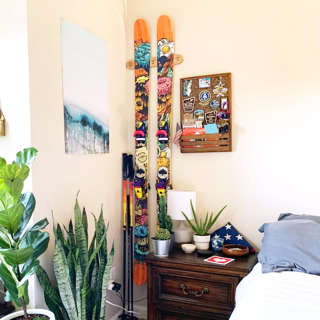 Ski Display