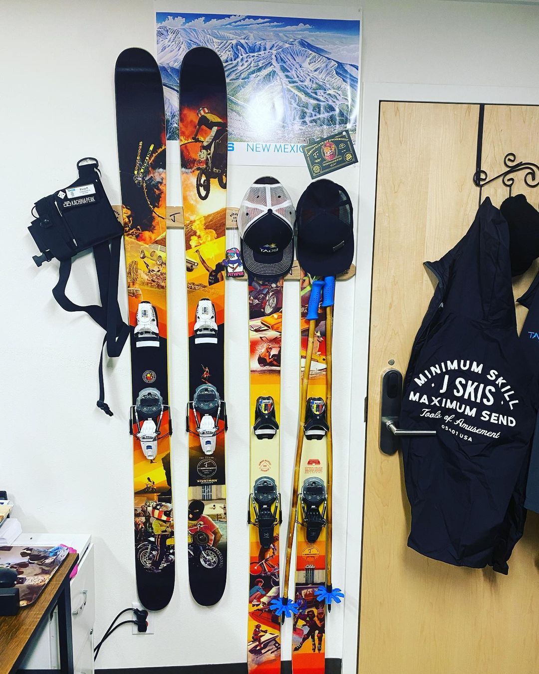 Ski Display